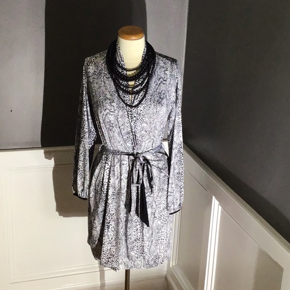 Animal print wrap dress. Size S/M.